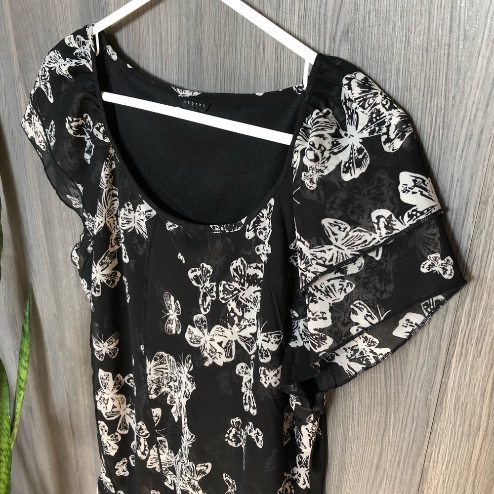 Cap Sleeve Butterfly Blouse - Picture 8 of 13
